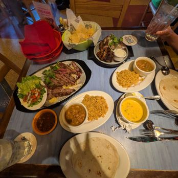 Pappasito's Cantina - Wednesday special - 1lb of Beef fajitas, queso, Mexican rice, charro beans, & guacamole for $65.95. 1/2 rack of ribs, $18.95. - Tex-Mex Near Me - Houston, Texas Pappasito's Cantina - Wednesday special - 1lb of Beef fajitas, queso, Mexican rice, charro beans, & guacamole for $65.95. 1/2 rack of ribs, $18.95. - Tex-Mex Near Me - Houston, Texas