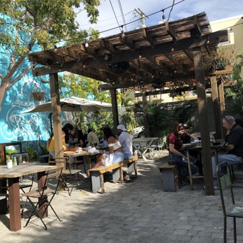 Doce Provisions - New American Near Me - Miami, Florida