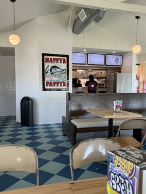 Matty's Patty's Burger Club by null