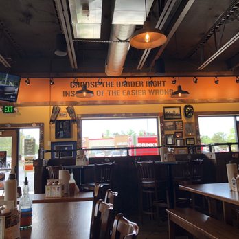 Mission BBQ - Inside - Barbeque Near Me - Sterling, Virginia