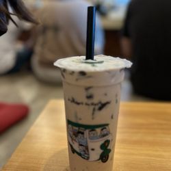 Gen bobabee & coffee house - N1. Creamy Milk w Grass Jelly