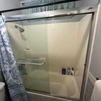 Shugarman's Bath - BEFORE Pic: they removed this old tub & replaced with a stand up shower. - General Contractors Near Me - San Diego, California