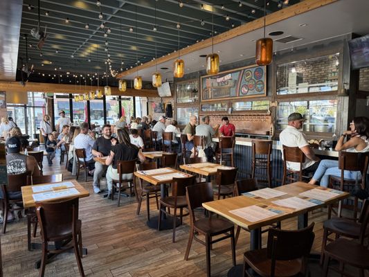 Simmzy's Restaurant Long Beach by null