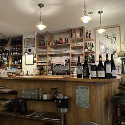 Le Bistrot des Campagnes - Nice and friend bar service