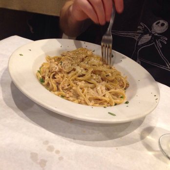 Pizza Capri - Chicken fettuccine - Pizza Near Me - Chicago, Illinois