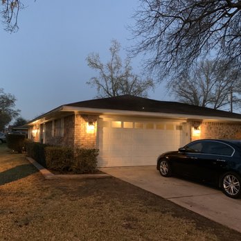 Illuminate Electric - New exterior lights - Electricians Near Me - Ferris, Texas Illuminate Electric - New exterior lights - Electricians Near Me - Ferris, Texas
