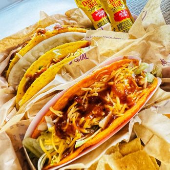 Taco Bell Cantina - The Disha Hot Discovery Box! The hot sauce tho'!...is mad tasty!! - Fast Food Near Me - Alexandria, Virginia Taco Bell Cantina - The Disha Hot Discovery Box! The hot sauce tho'!...is mad tasty!! - Fast Food Near Me - Alexandria, Virginia