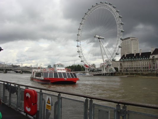 London Eye by null