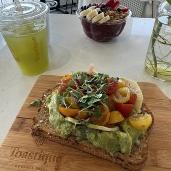 Toastique - Avocado Smash Toast, Metabolize 16oz, Acai Bowl - Juice Bars & Smoothies Near Me - Bakersfield, California Toastique - Avocado Smash Toast, Metabolize 16oz, Acai Bowl - Juice Bars & Smoothies Near Me - Bakersfield, California