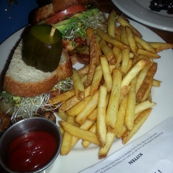 Charleston's - Avacado Chicken Sandwich - American Near Me - Omaha, Nebraska Charleston's - Avacado Chicken Sandwich - American Near Me - Omaha, Nebraska