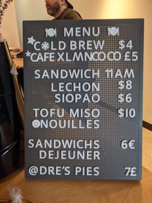 Café Kuya by null