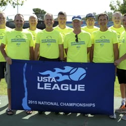 Towpath's Men's 3.0 40 & over Midwest Champions that qualified for Nationals.