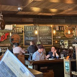Barrel Mountain Brewing - Inside