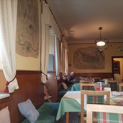 Landgasthof Zum Schwarzen Adler - Gastraum Raucherbereich
