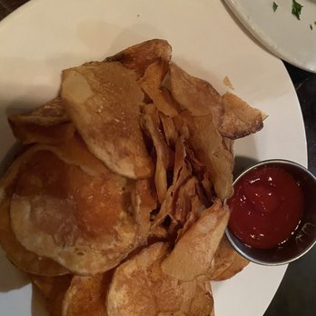 DRY 85 - Bars Near Me - Annapolis, Maryland