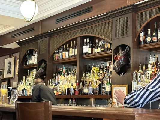 Morrissey's Lounge & Bistro by null