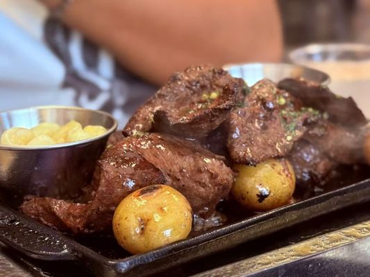 Lonzo's Restaurant by null