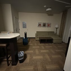 Staybridge Suites Tomball - Spring Area - Living room
