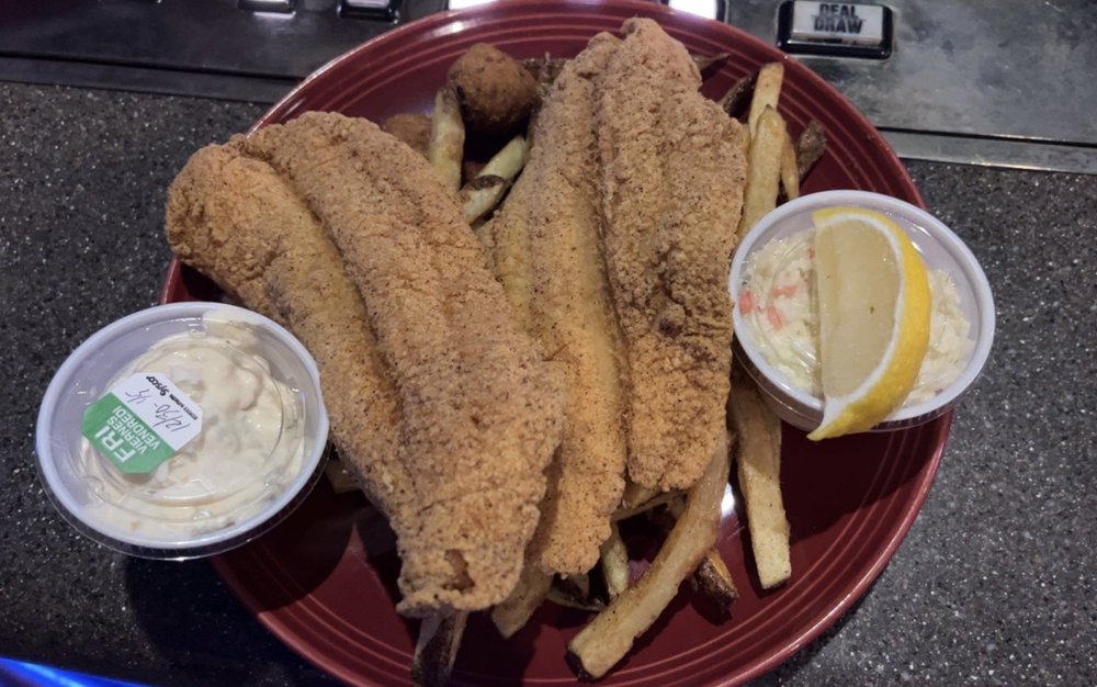 BACK 40 BAR & GRILL Updated September 2024 1621 West Ruth St