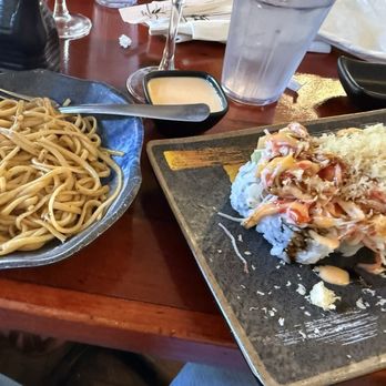 Red Koi -Palm Coast - Food is delicious, ambience & service are great. - Sushi Bars Near Me - Palm Coast, Florida