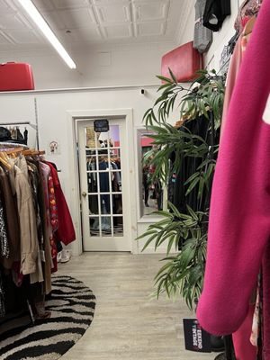 Weekend Vintage by null