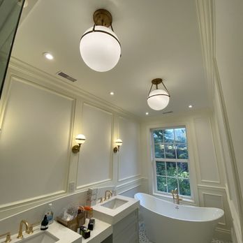 ELEXA Electric - Custom home lighting installation including ceiling fixtures, wall sconces, and recessed lights for a clean and elegant finish. - Electricians Near Me - Thornhill, Ontario