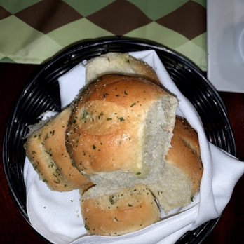 Post Office Cafe - Bread provided for the tables - American Near Me - Babylon, New York