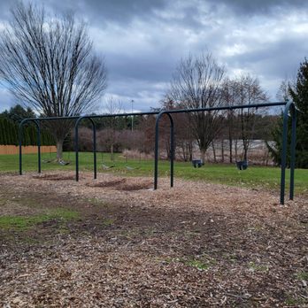 Pingue Park - Swings - Parks Near Me - Columbus, Ohio