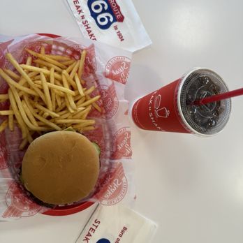 Steak ’n Shake - Burgers Near Me - Coralville, Iowa Steak ’n Shake - Burgers Near Me - Coralville, Iowa