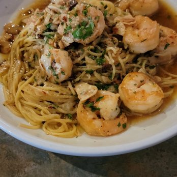 Mondo's Italian Restaurant - Pasta Aglio e Olio - Italian Near Me - Charleston, South Carolina Mondo's Italian Restaurant - Pasta Aglio e Olio - Italian Near Me - Charleston, South Carolina
