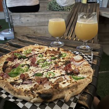 Monkish Brewing - Food truck pizza, beer - Breweries Near Me - Torrance, California