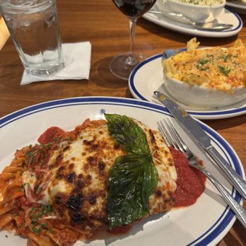 Hudson House - Chicken Parmesan (lobster Mac -top right of plate) - Seafood Near Me - Houston, Texas Hudson House - Chicken Parmesan (lobster Mac -top right of plate) - Seafood Near Me - Houston, Texas
