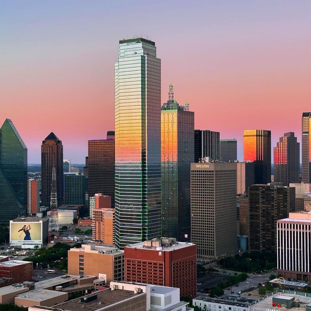 Reunion Tower - Landmarks & Historical Buildings Near Me - Dallas, Texas Reunion Tower - Landmarks & Historical Buildings Near Me - Dallas, Texas