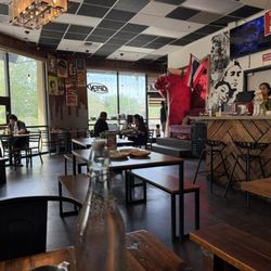 Rao Thai Eatery - Dining