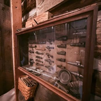 Burton Log Cabin - Maple tools - Specialty Food Near Me - Burton, Ohio