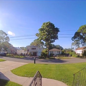Emergency Cut N Trim - a view of a residential neighborhood - Landscaping Near Me Emergency Cut N Trim - a view of a residential neighborhood - Landscaping Near Me
