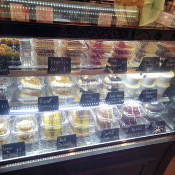 Eat Cake - By the slice options: macaroons, tiramisu, cheesecakes, banana pudding, cakes, lemon bar - Desserts Near Me - Houston, Texas Eat Cake - By the slice options: macaroons, tiramisu, cheesecakes, banana pudding, cakes, lemon bar - Desserts Near Me - Houston, Texas
