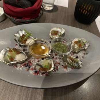 Basalt - Oysters - New American Near Me - Honolulu, Hawaii
