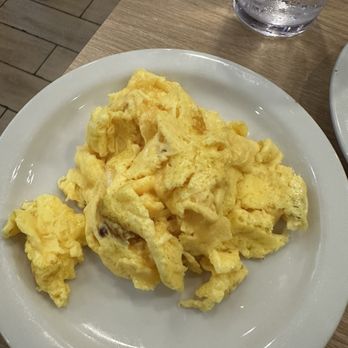 Aloha Kitchen - Eggs - Breakfast & Brunch Near Me - Honolulu, Hawaii
