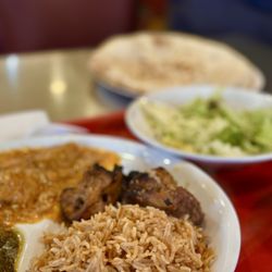 Haandi - Chicken Platter with Salad & Naan
