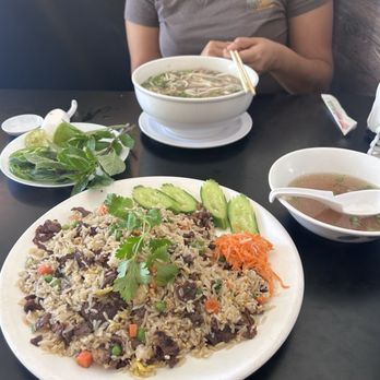 Pho Anvi - I got the Beef fried rice. my sister got the beef pho. - Vietnamese Near Me - Norwalk, California