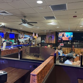 Juicy Seafood - Dining and Bar Area - Seafood Near Me - Rochester, New York Juicy Seafood - Dining and Bar Area - Seafood Near Me - Rochester, New York