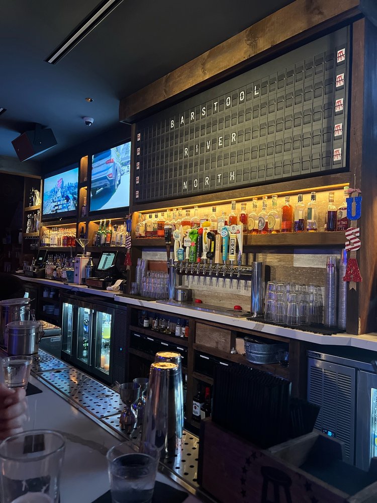 BARSTOOL 42 Photos & 44 Reviews 14 W Hubbard St, Chicago, Illinois