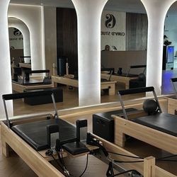 Curv'd Studio