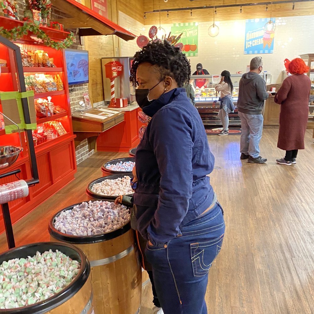 River Street Sweets - *Disclaimer..Idk this individual, she was in the way LOL* - Candy Stores Near Me - Atlanta, Georgia