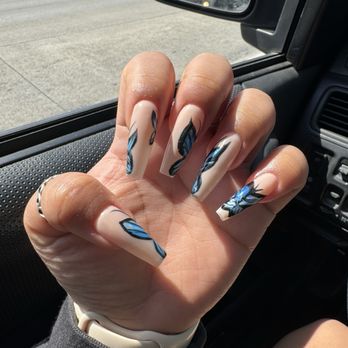 Ria’s Nail Bar - Hand drawn butterflies design - Nail Salons Near Me - Seattle, Washington Ria’s Nail Bar - Hand drawn butterflies design - Nail Salons Near Me - Seattle, Washington