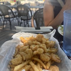 Fried shrimp basket