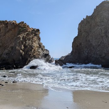 Pfeiffer Beach - Beaches Near Me - Big Sur, California