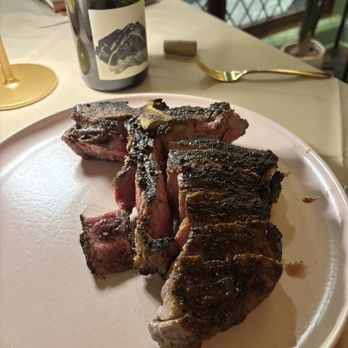 Rockwell & Rose - Porterhouse Steak (for 2). Tableside prep - Steakhouses Near Me - Philadelphia, Pennsylvania
