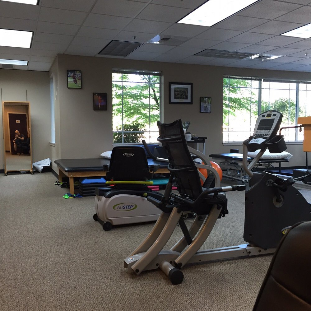 Outpatient Physical Therapy - Work out area - Physical Therapy Near Me - Kent, Washington Outpatient Physical Therapy - Work out area - Physical Therapy Near Me - Kent, Washington